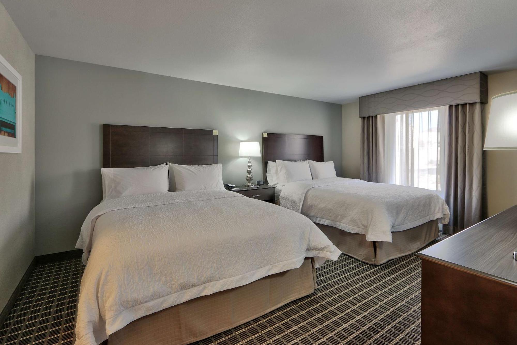 Hampton Inn & Suites Albuquerque Airport Екстер'єр фото