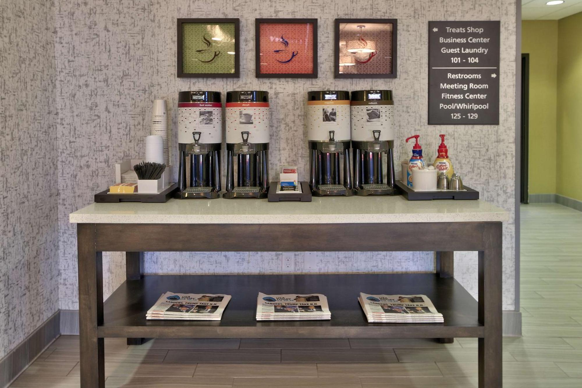 Hampton Inn & Suites Albuquerque Airport Екстер'єр фото